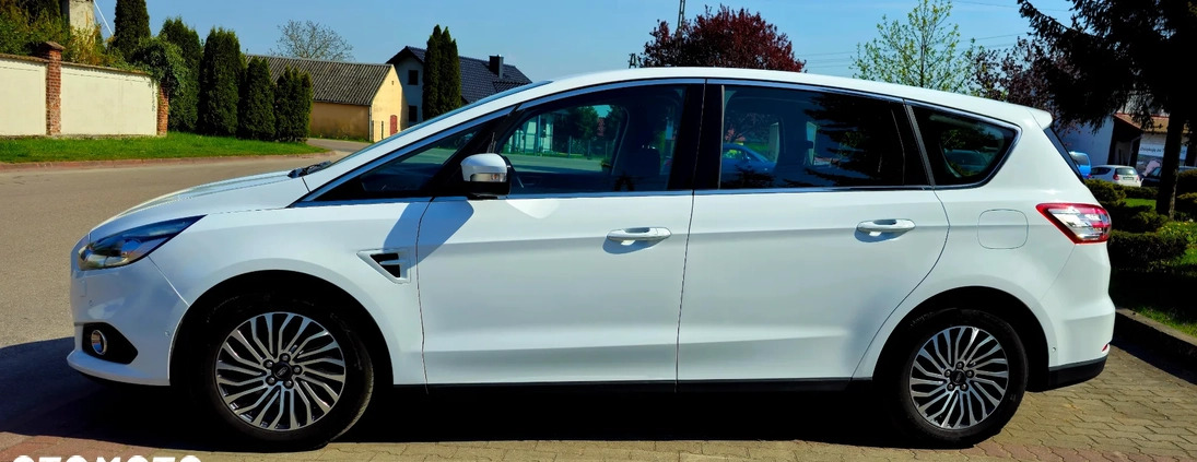 Ford S-Max cena 69999 przebieg: 196000, rok produkcji 2019 z Chojnice małe 596